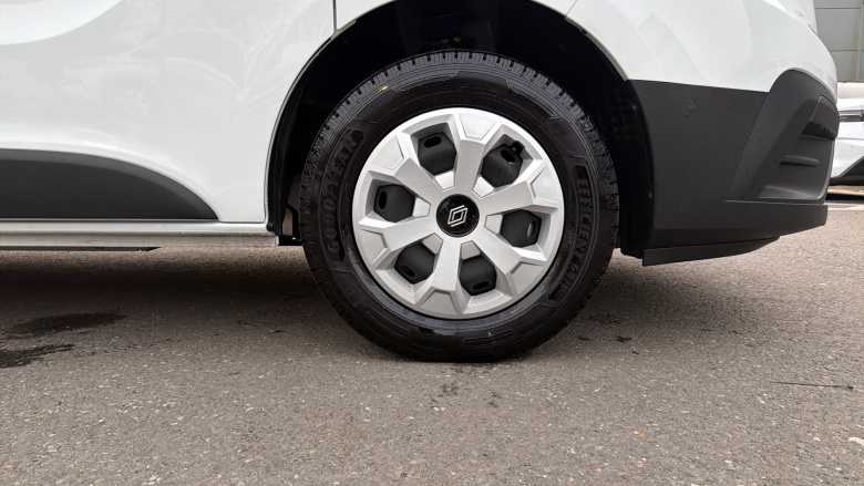 Renault Trafic E-Tech Swb Electric SL30 90kW 52kWh Advance Van Auto